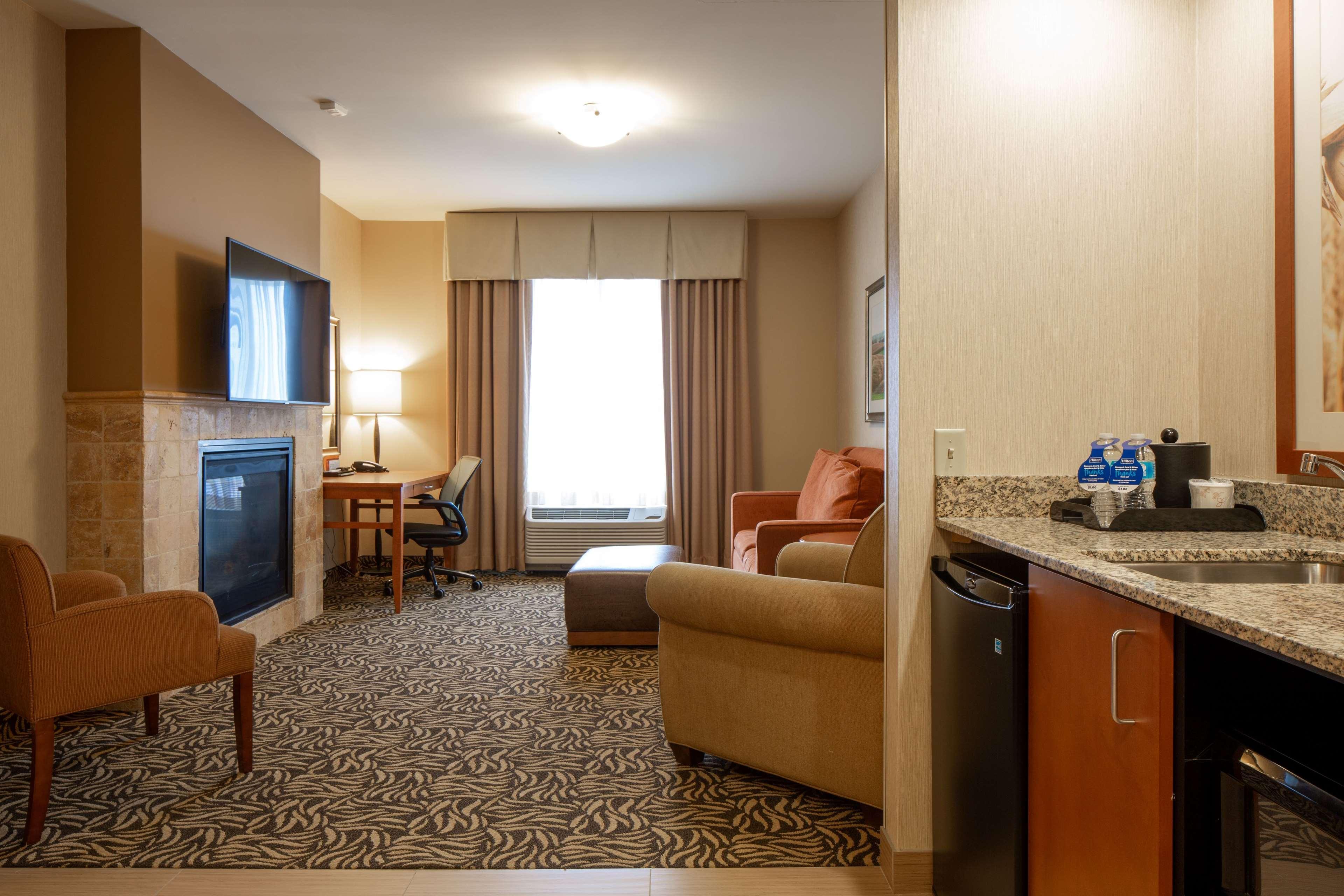 Hilton Garden Inn Cedar Falls Conference Center Buitenkant foto