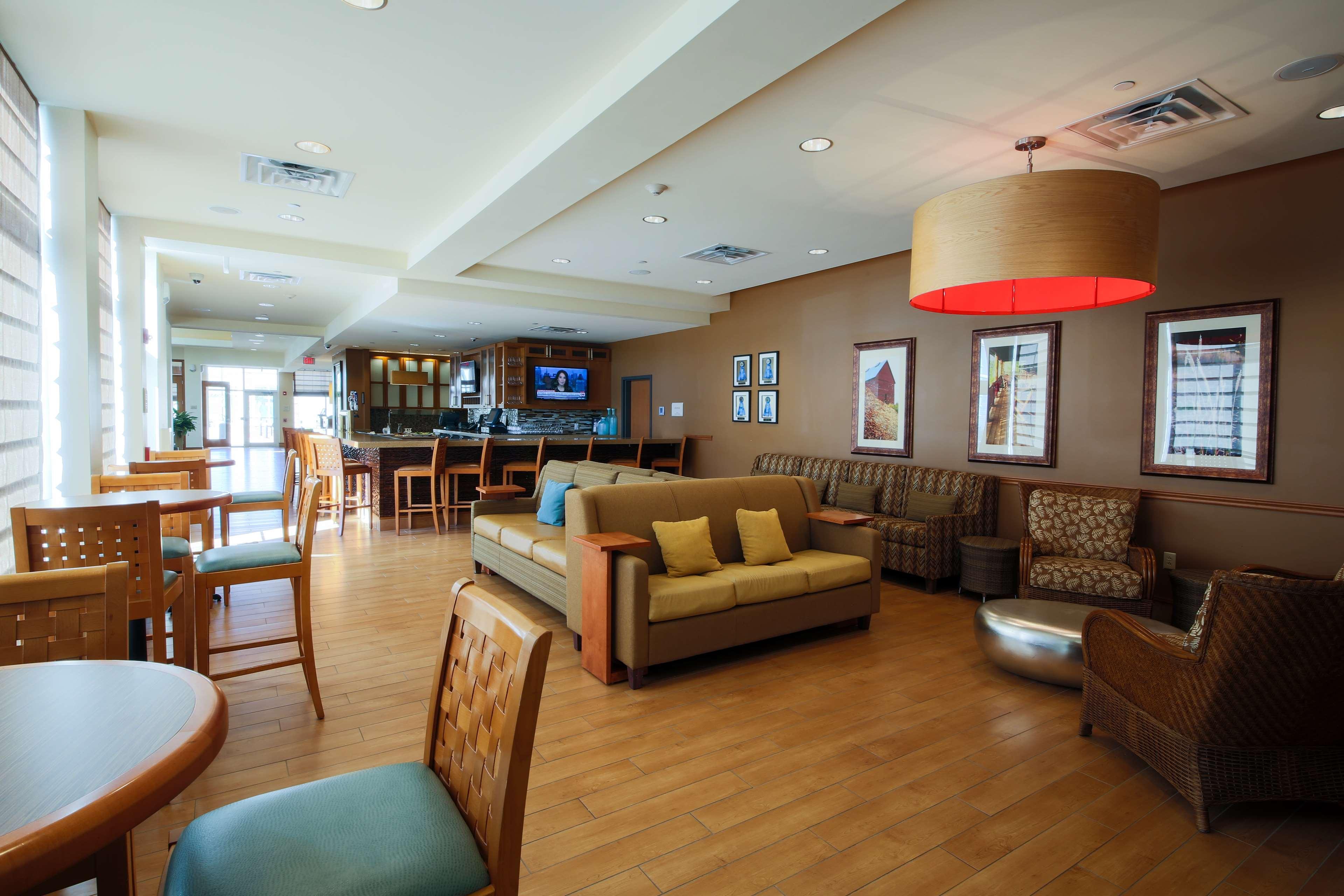 Hilton Garden Inn Cedar Falls Conference Center Buitenkant foto