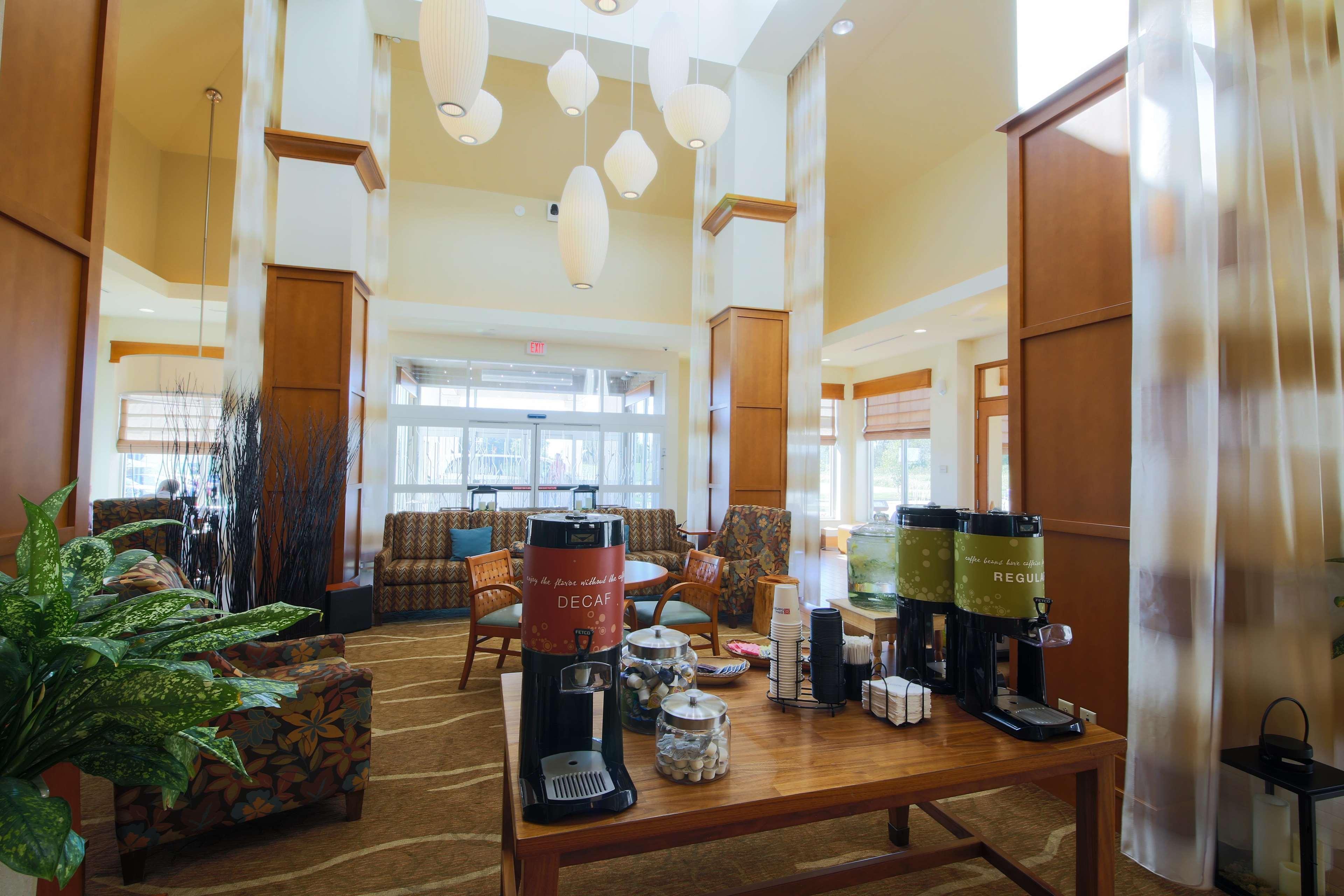 Hilton Garden Inn Cedar Falls Conference Center Buitenkant foto