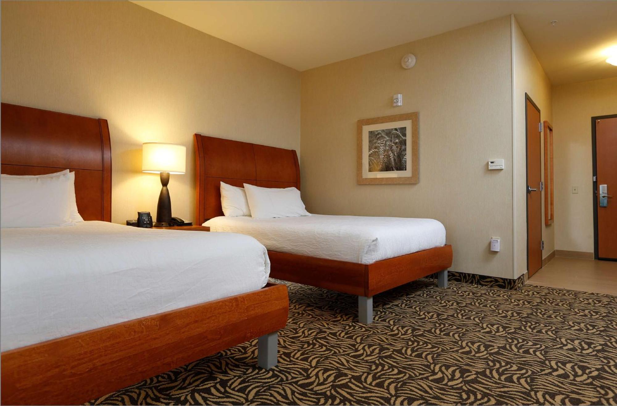 Hilton Garden Inn Cedar Falls Conference Center Buitenkant foto