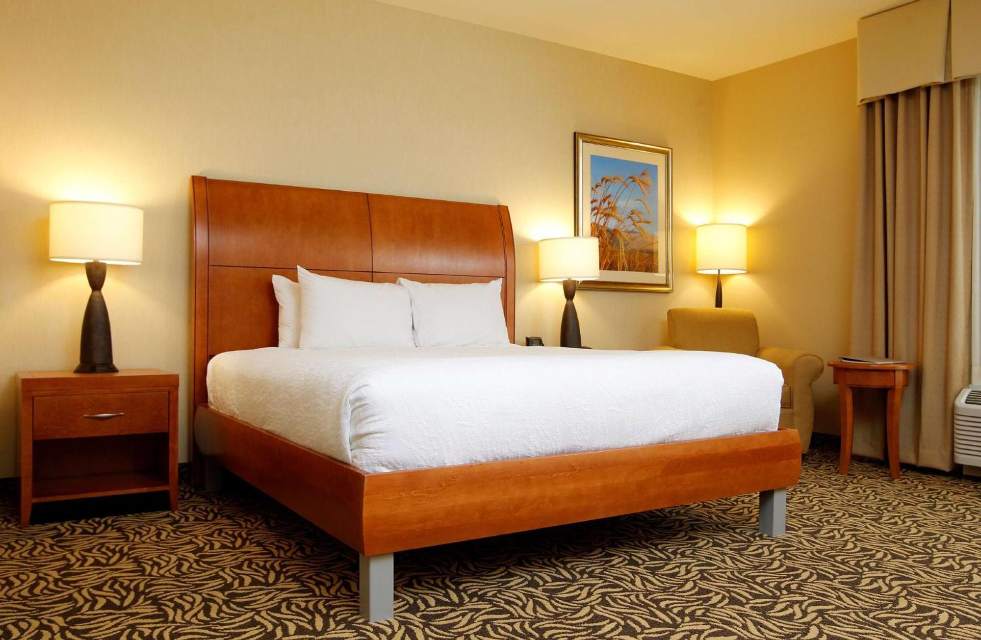 Hilton Garden Inn Cedar Falls Conference Center Buitenkant foto