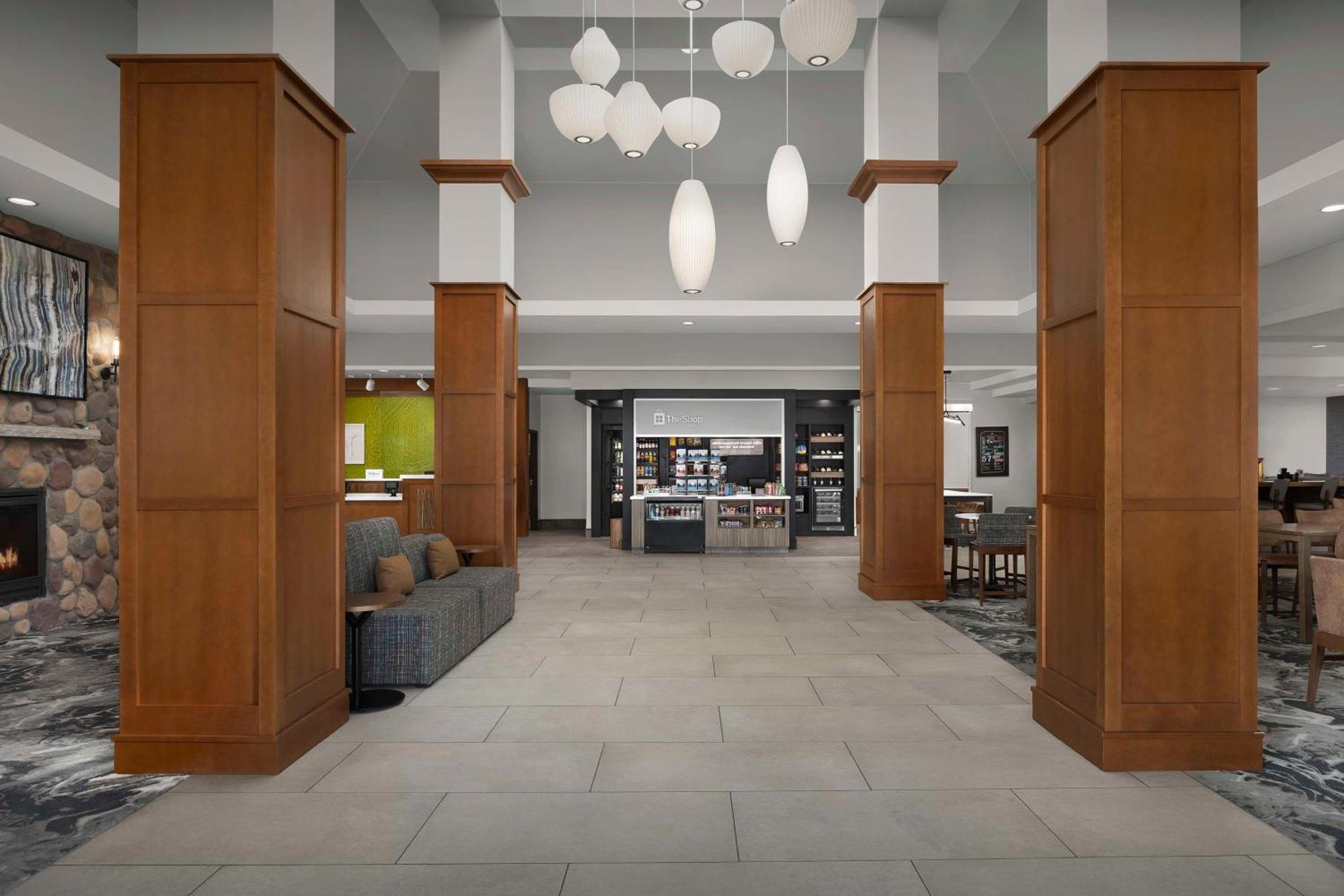 Hilton Garden Inn Cedar Falls Conference Center Buitenkant foto